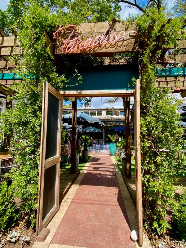 The entrance to the beautiful patio at Paradiso Dallas in Bishop Arts